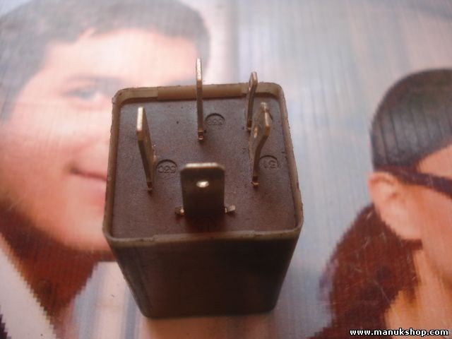 Relé del limpiaparabrisas Opel Astra F Corsa B 90240092 90 240 092 383 12V 5A