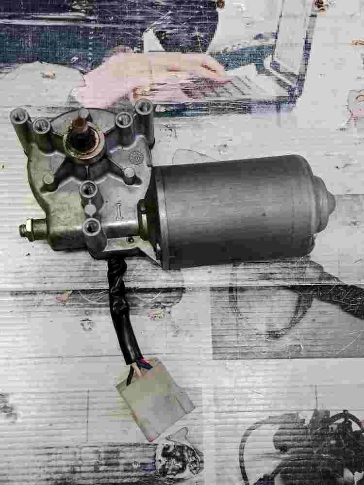 Motor del limpiaparabrisas delantero Nissan Atleon 11191963000 11091H Doga