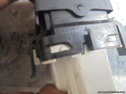 mando botonera elevalunas Renault Espace 2003-2013 015090C