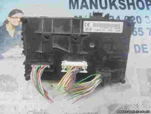 Modulo de control de la carrocería Renault Clio P8200065817A P8200065817--A