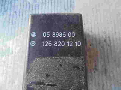 Relè Mercedes W123 W126 R107 1268201210 126 820 12 10 LK 058986 05 8986 00