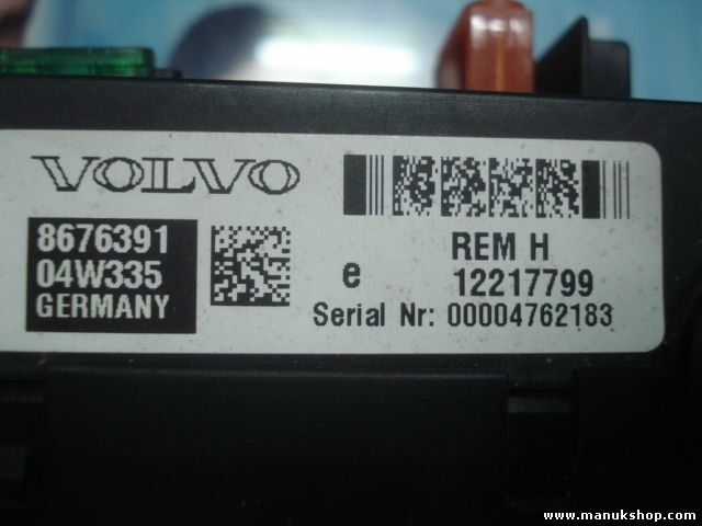 Scatola fusibili Volvo V70 S80 2.4 REM H 8676391 04W335 12217799 00004762183