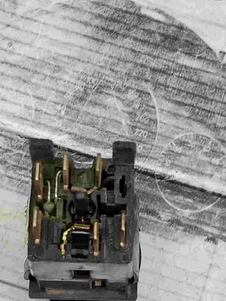 Niebla interruptor  Peugeot 205 ROS 444 M 3/1