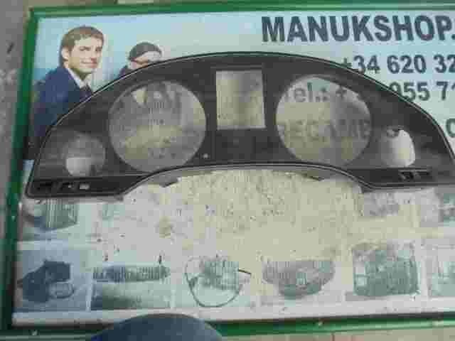 Esferas del cuadro instrumentos Audi A8 4D  4D0919033AE VDO 110008639033