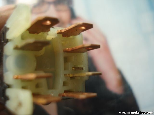 Interruptor de emergencia warning Skoda Felicia TRW 011 6U0953235