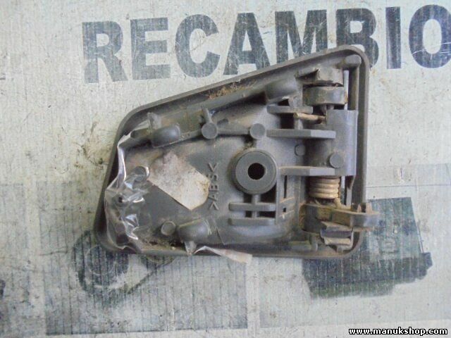 Maneta Manija de puerta Suzuki Vitara 8313060A00 83130-60A00