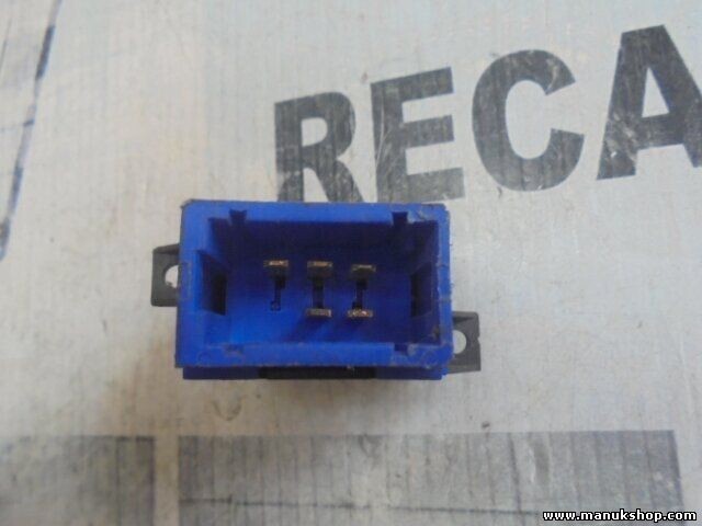 mando botonera elevalunas Renault Safrane 1996-2007 7700412743A 7700412743 A