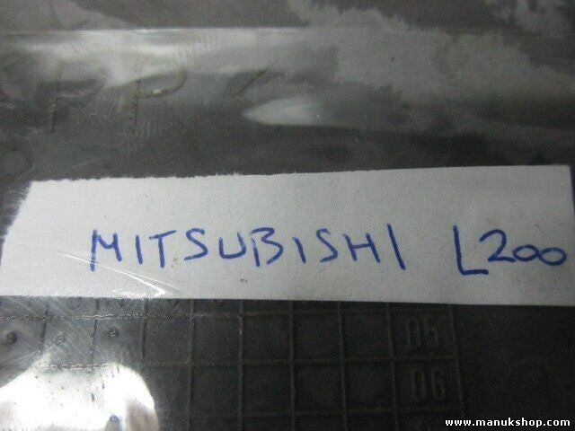 Vorne unter Sitz Storage Mitsubishi L200 K74 1996-2007 MB941894