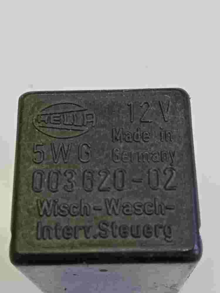 Relé de intermitencia Saab 9000 Volvo Opel Transporter 4 5WG00362002 Hella 12V