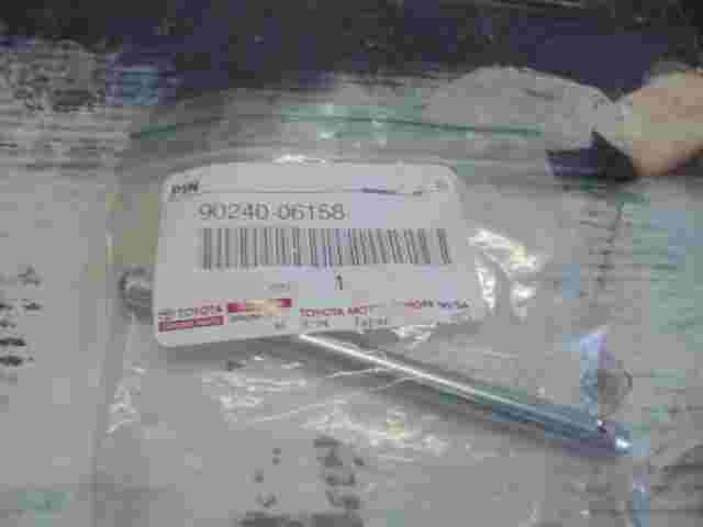 Pin W/ Hole  Toyota 4Runner Land Cruiser 9024006158 90240-06158