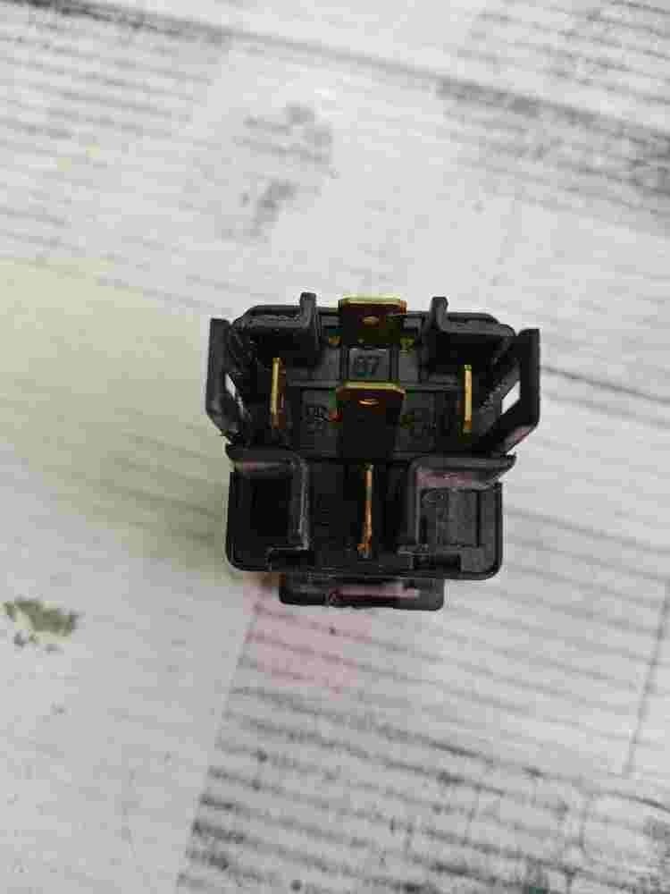 Relés de potencia Hyundai Sonata Avante Elantra Galloper 3916039100 Deco ZDS