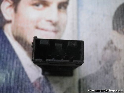 Interruptor de emergencia warning Land Rover Discovery 2 YUG000730PUY 03035307