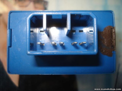 Relé Mazda 323F BJ (1998–2003) GE4T66810 GE4T 66 810