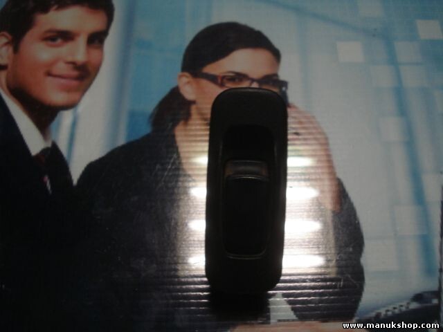 mando botonera elevalunas Mitsubishi Carisma MR740601 MR 740 601