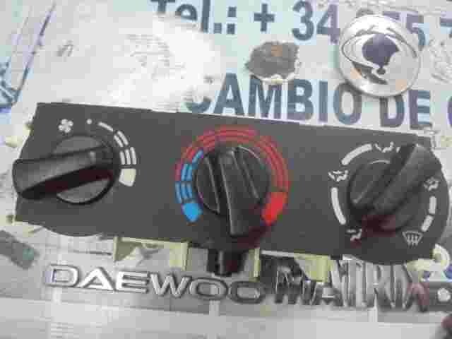 Control de la calefacción Nissan Primera P11E P11 P10 K11 Micra 7040230732