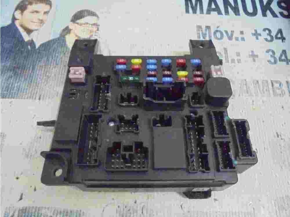 Caja de fusibles de relé Mitsubishi 8637A645 501P11F03 L8637002A  L8637001S