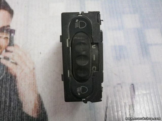 Interruptor de nivelación de faros Renault Megane 7700430218 VALEO 6281