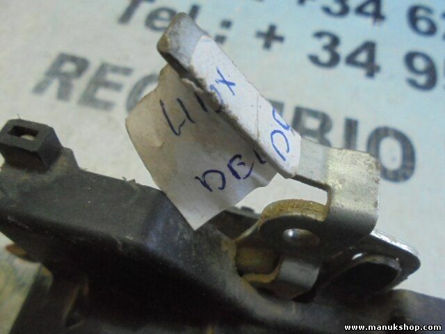  Cerradura puerta delantera derecha Toyota Hilux 2,5 D4D 690300K070 69030-0K070