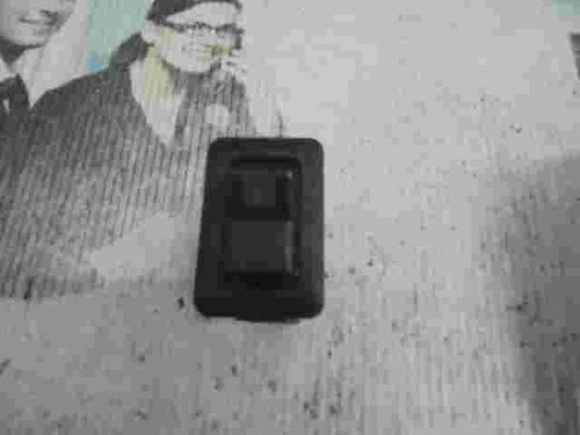 Interruptor  Mitsubishi Pajero Montero NILES 15108