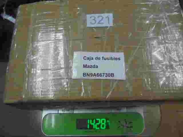 Caja de fusibles Mazda 3 BK 1.6 CD 2002-2009 BN9A66730B BN9A 66730 B