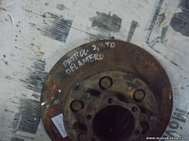 Mangueta buje delantero izquierdo Nissan Patrol Hardtop K160 K260 40206G9500