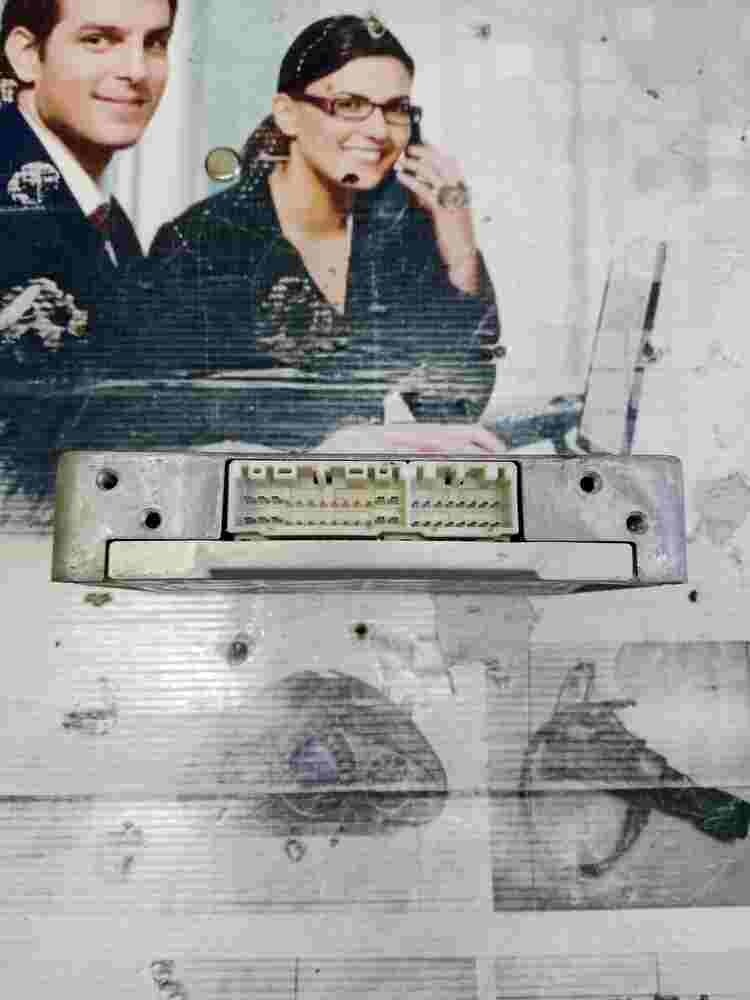 centralita transmisión Toyota Hilux 8955135111 89551-35111 2150001801