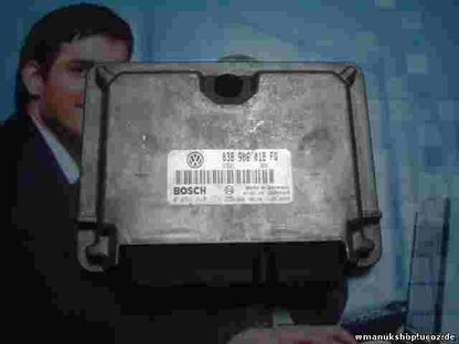 Centralita VW Volkswagen Passat (3B) 1,9. 1999 038906018FQ BOSCH 0281010172