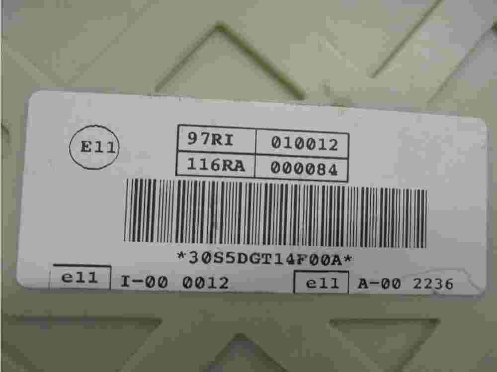 Caja de fusibles de relé  Ford Kuga II GV6T14A073VA GV6T-14A073-VA 30S5DGT14F00A