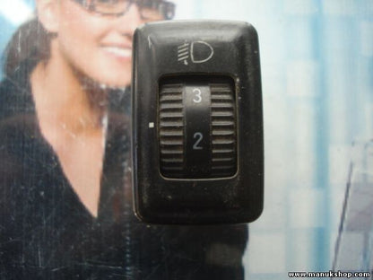 Interruptor de nivelación de faros Fiat Punto 58B31G56B 58B 31 G 56B 00644110