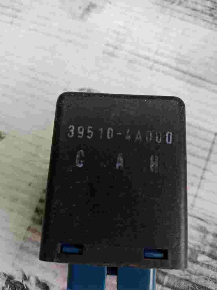 Relè di riscaldamento aggiuntivo Hyundai Santa Fe II 395104A000 39510-4A000