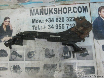 Guía de asiento derecho lado izquierdo Nissan Terrano 100 CV 87320EB002