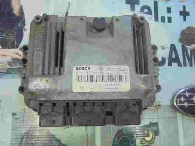 Centralita  Renault Master Opel Movano A 8200303367 8200362918 BOSCH 0281011486
