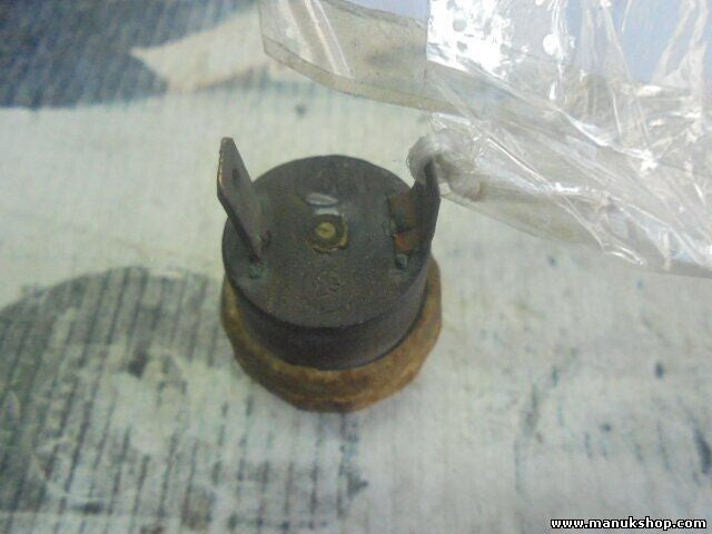 sensor de presión Aire acondicionado Nissan 2.8 W260 1992 13740016 137.40016