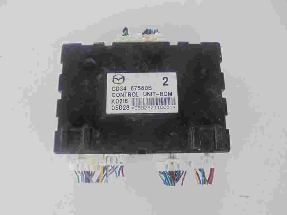 Controlador cierre centralizado Mazda 5 CD3467560B UNIT-BCM K0216 05D28