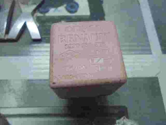 Relè ventola radiatore Renault Scenic Laguna Megane Omron 8200338695