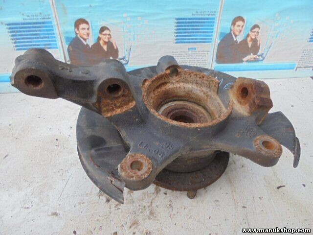 Mangueta buje delantera derecha  Land Rover 86KW, 72KW HRC2886