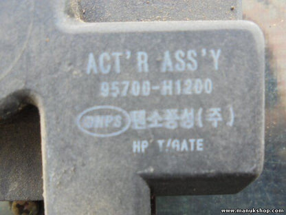 Cerradura actuador cierre centralizado de portón trasero Hyundai 95700H1200