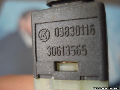 MANDO RETROVISOR Volvo V40 S40 03830116 30613565