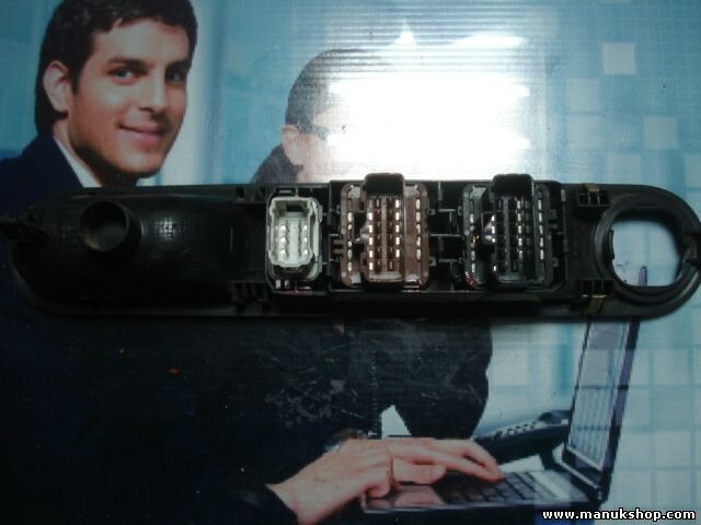 mando botonera elevalunas Renault Espace 8200250647 DAG J81