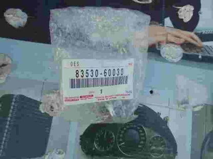 Sensor presión de aceite Toyota Lexus Corolla Camry 8353060030 83530-60030
