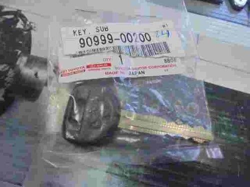 mando control remoto Toyota 4Runner RAV4 9099900200 90999-00200