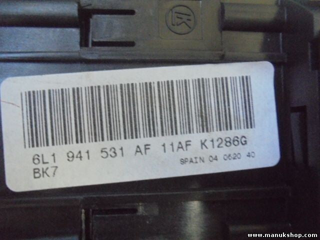 Seat Ibiza 6L1 941 531 AF 6L1941531AF 11AF K3365G interruttore luci