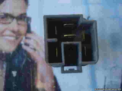 Relé  Nissan Pathfinder 25230 C9962 25230C9962