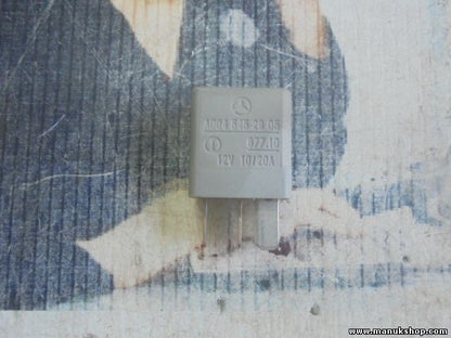 Relé Mercedes-Benz Sprinter A0045452905 677.10/