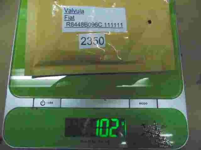 Valvula de solenoide Bomba de inyección VW Polo Skoda Citroen R8445B240A