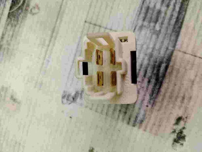 Relé aire acondicionado Kia Sephia 0K20161691 0K201-61691 0K201 61691 DC12V30A