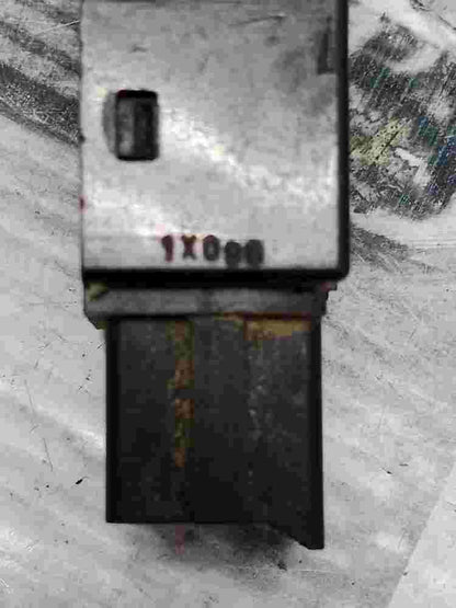 Niebla interruptor  Mitsubishi Pajero Montero 2 1X090 Niles 2