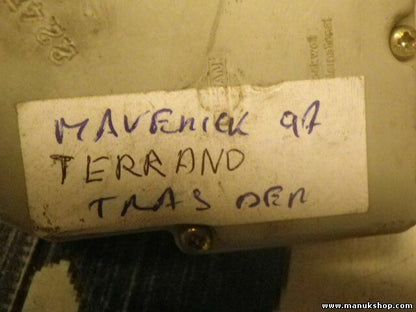 Serratura porta posteriore destra Nissan Terrano Ford 825527F610 825027F600