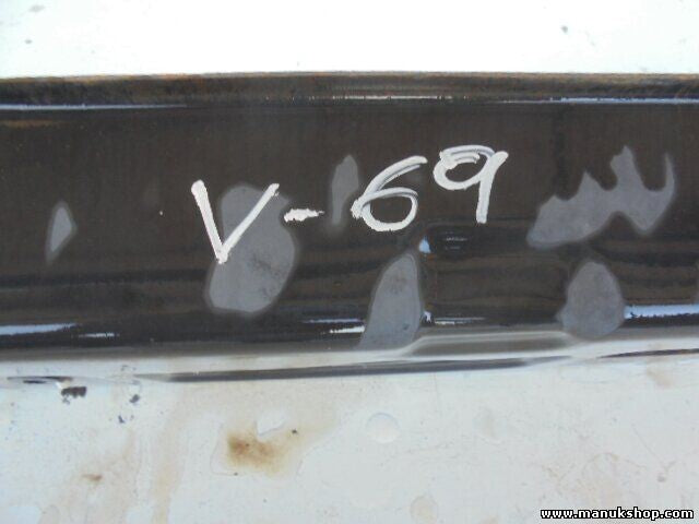 Parachoques Nissan Terrano II R20 116 PS 215690F010 215 690F 010 215.690F.010