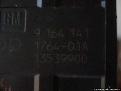 Interruptor de emergencia Opel Corsa Tigra B 13539900 9 164 141 9164141